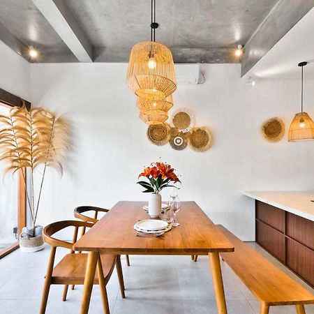 Octo 6 Villa By Betterplace Canggu Extérieur photo